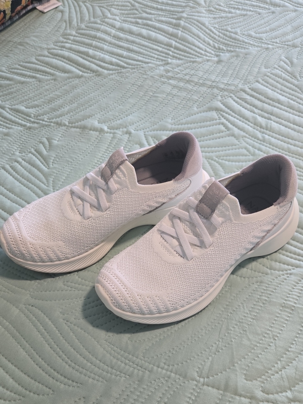 Women’s Slip-On Knit Sneakers - White with Light Gray Trim
